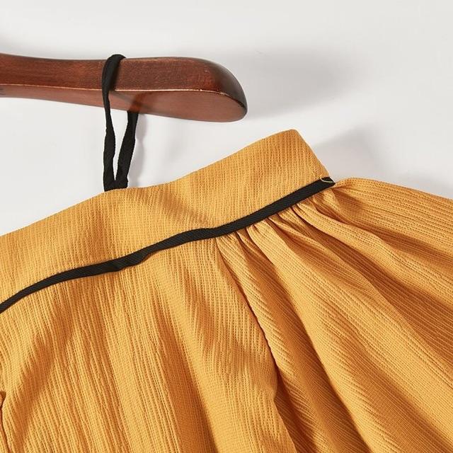 ÁO TRỄ VAI NỮ TÍNH