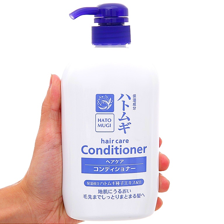 Dầu Xả Phục Hồi Tóc Tóc Xơ, Hư Tổn Chiết Xuất Hạt Ý Dĩ Cosme Station Hatomugi Conditioner (Chai 600 mL)