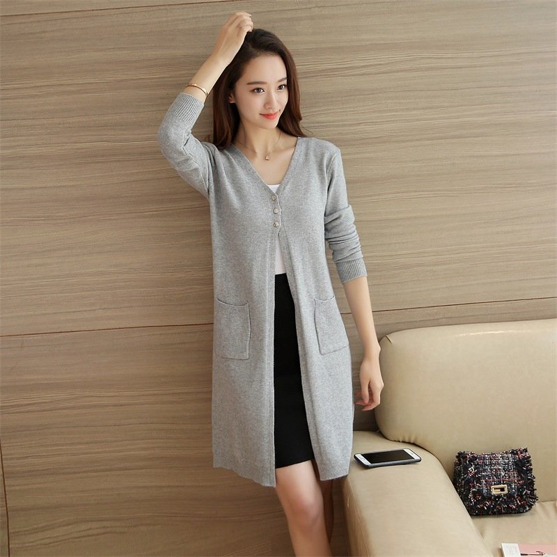 Hình ảnh Áo khoác cardigan nữ dáng dài có túi phối cúc trước ngực DV33