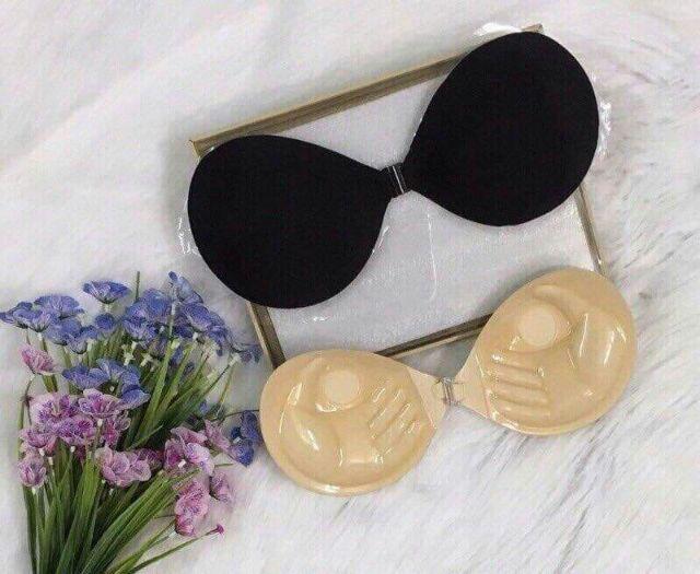 Áo dán ngực bàn tay đệm dày