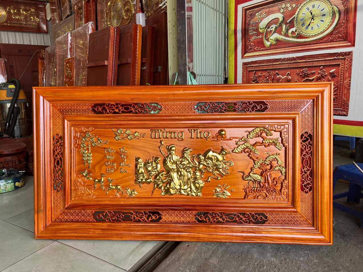 Tranh treo tường mừng thọ bằng gỗ hương đỏ kt 67×127×4cm