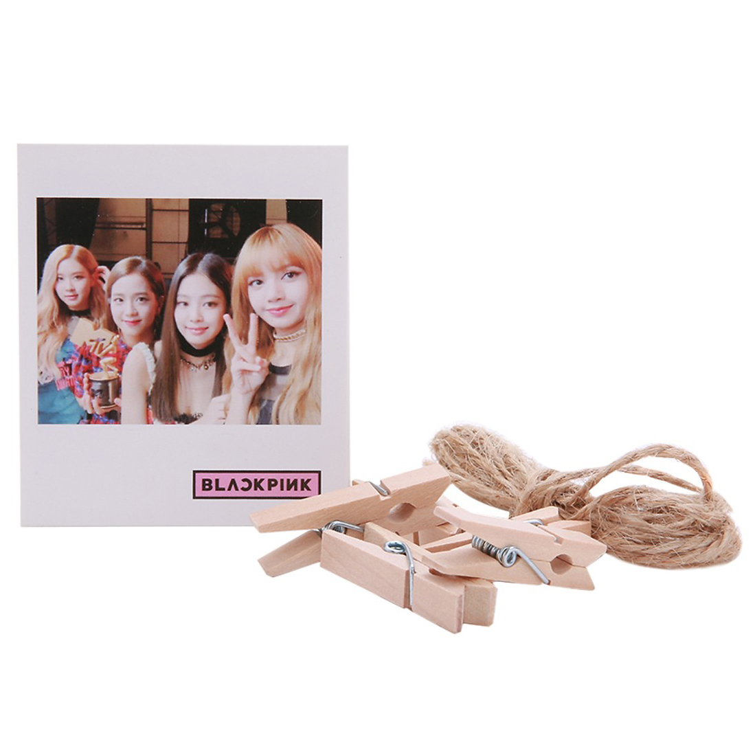 Hộp 40 Lomo Card BlackPink Kèm Dây Và Kẹp Gỗ (Tặng móc khóa gỗ BTS thiết kế độc quyền)