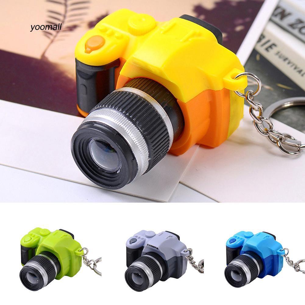 Móc Khóa Hình Cái MÁY ẢNH Phát Sáng Đèn Led Có Nhạc Có Đèn 3 trong 1 phong cách độc đáo cá tính xả stress hoặc làm quà