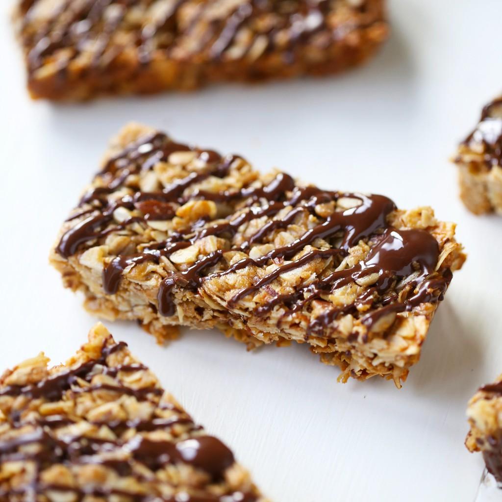 Thanh Hạt Ngũ Cốc Socola & Hạt Yogood - Choc & Nut Muesli Bars Hộp 138g