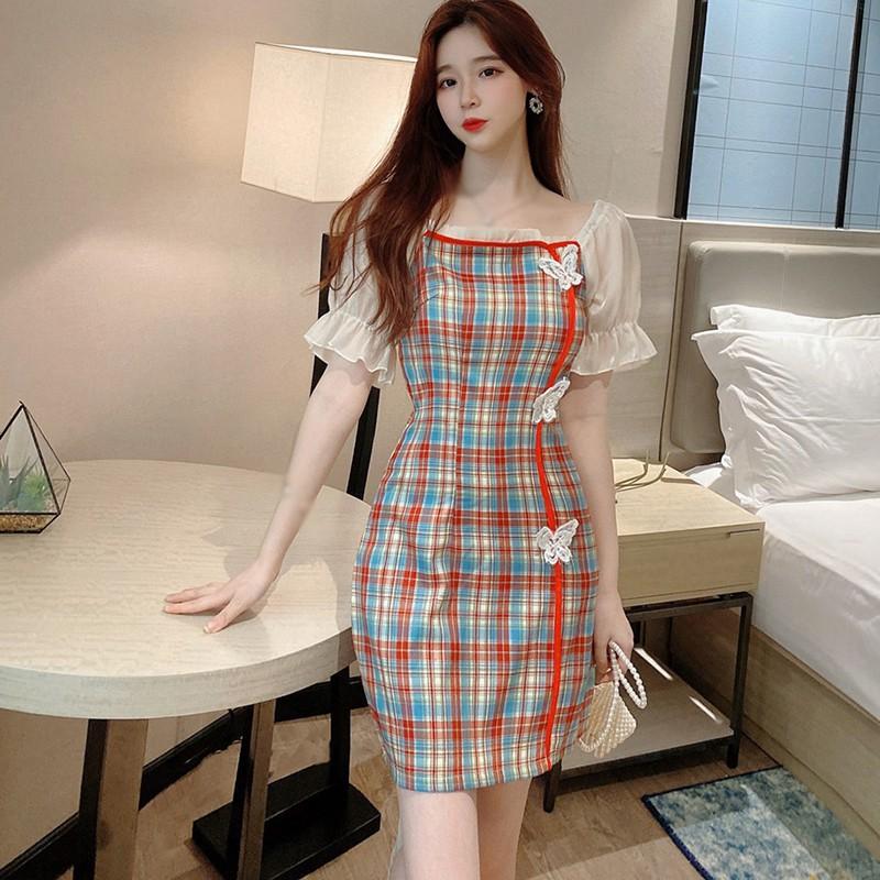 Đầm tay phồng cổ vuông kẻ sọc caro Retro