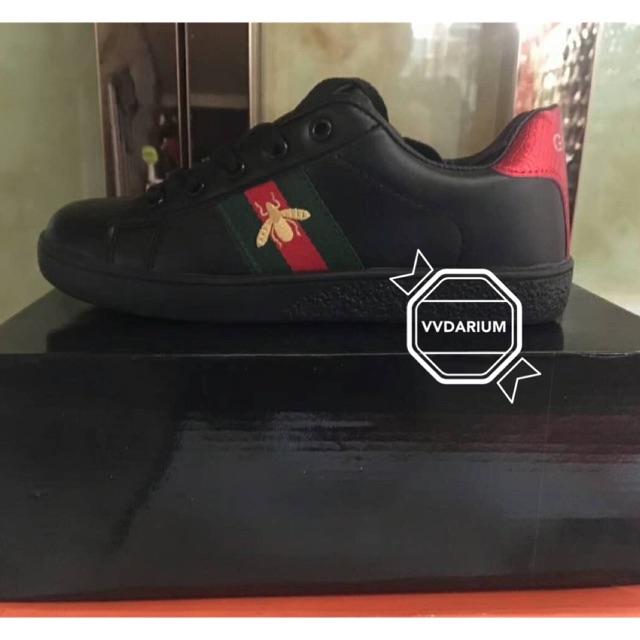 Giày sneaker phong cách unisex