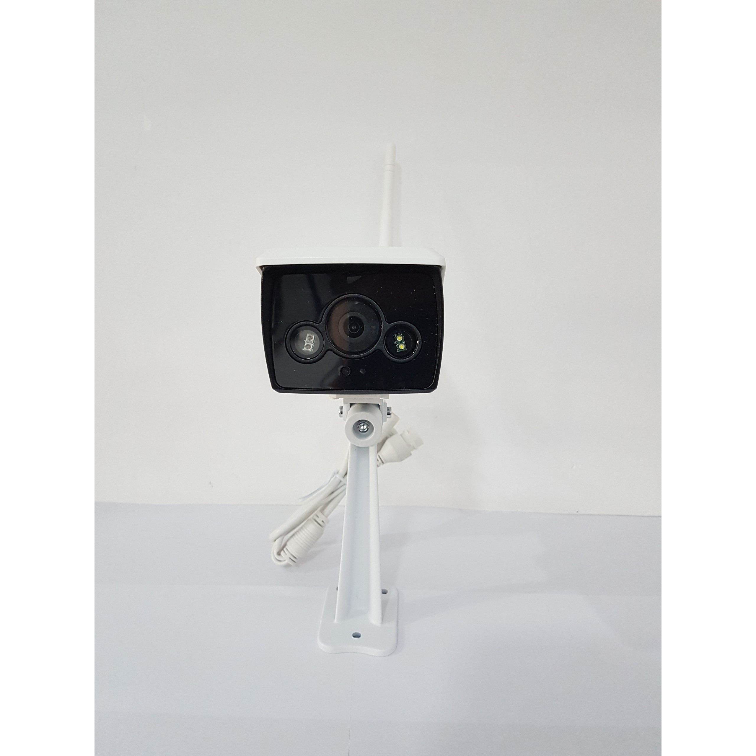 CAMERA IP WIFI - NGOÀI TRỜI VIMTAG B4 4MPX, CHẤT LƯỢNG HÌNH ẢNH 2K , MODEL 2020 - HÀNG CHÍNH HÃNG