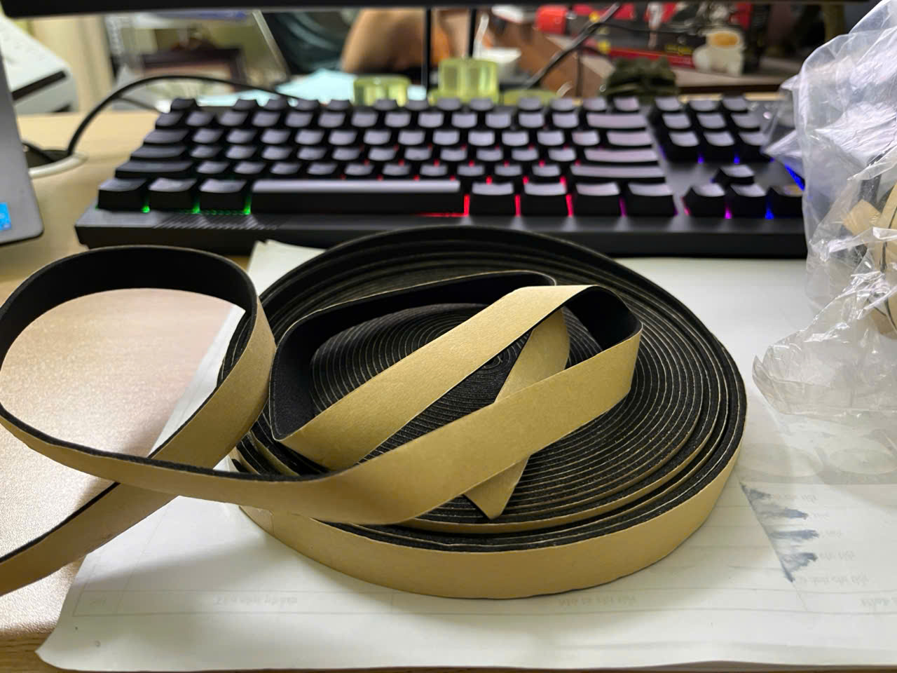 Ron gioăng cao su xốp EPDM có keo tự dính dán cửa sổ gỗ nhôm kính nhà tủ điện ôtô tàu thuyền (Các cỡ)