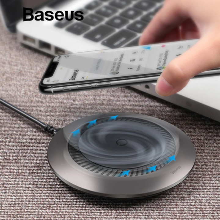 Đế sạc nhanh không dây tích hợp quạt hút tản nhiệt Baseus CCALL-XU01 cho Apple iPhone/ Samsung - Hàng nhập khẩu