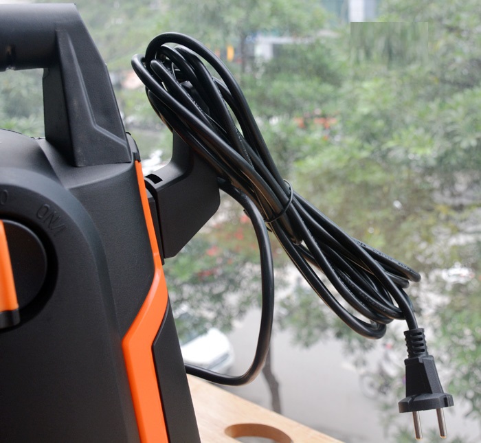 MÁY RỬA XE CAO ÁP BTEC BT70PA - HÀNG CHÍNH HÃNG
