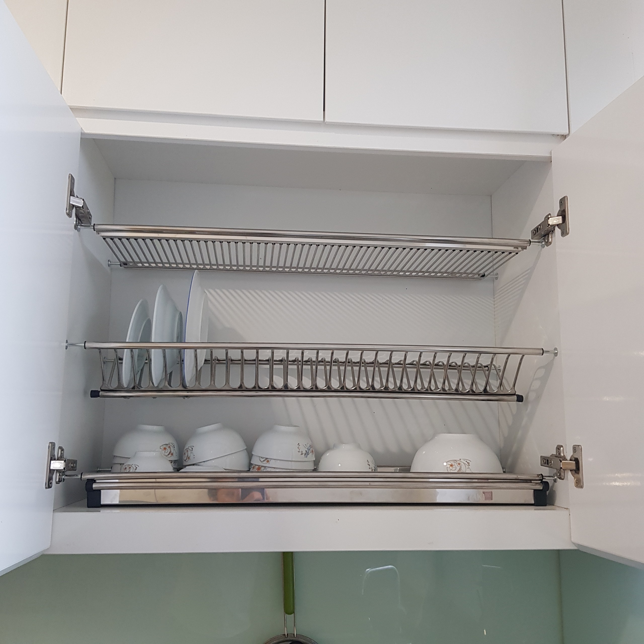 Giá Bát Cố Định TAKI Chữ V Tủ Bếp INOX 304 - Bảo Hành Vĩnh Viễn - Có Thợ Lắp Đặt