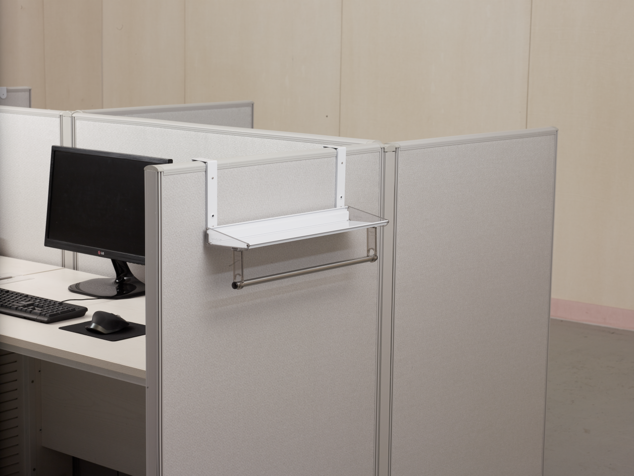 Kệ để đồ vắt khăn thông minh trên vách ngăn Wellex PS601