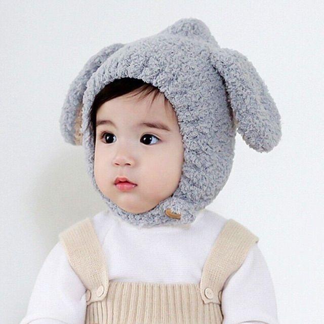 Mũ Len Lông Cừu Cài Cúc Cho Bé