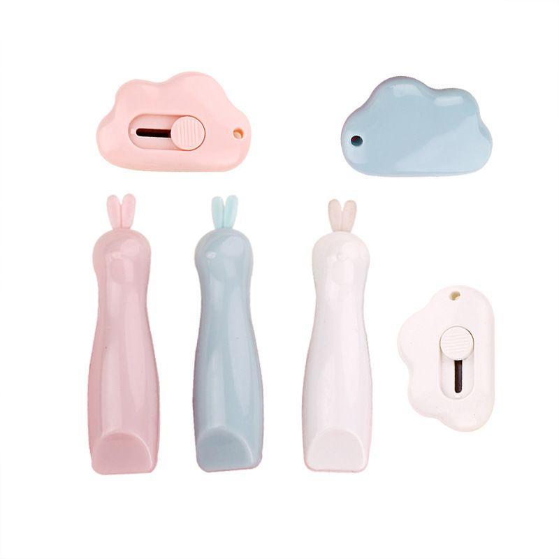 Giá nhựa 2 tầng nhỏ xinh, ống cắm bút, dao unbox cute...