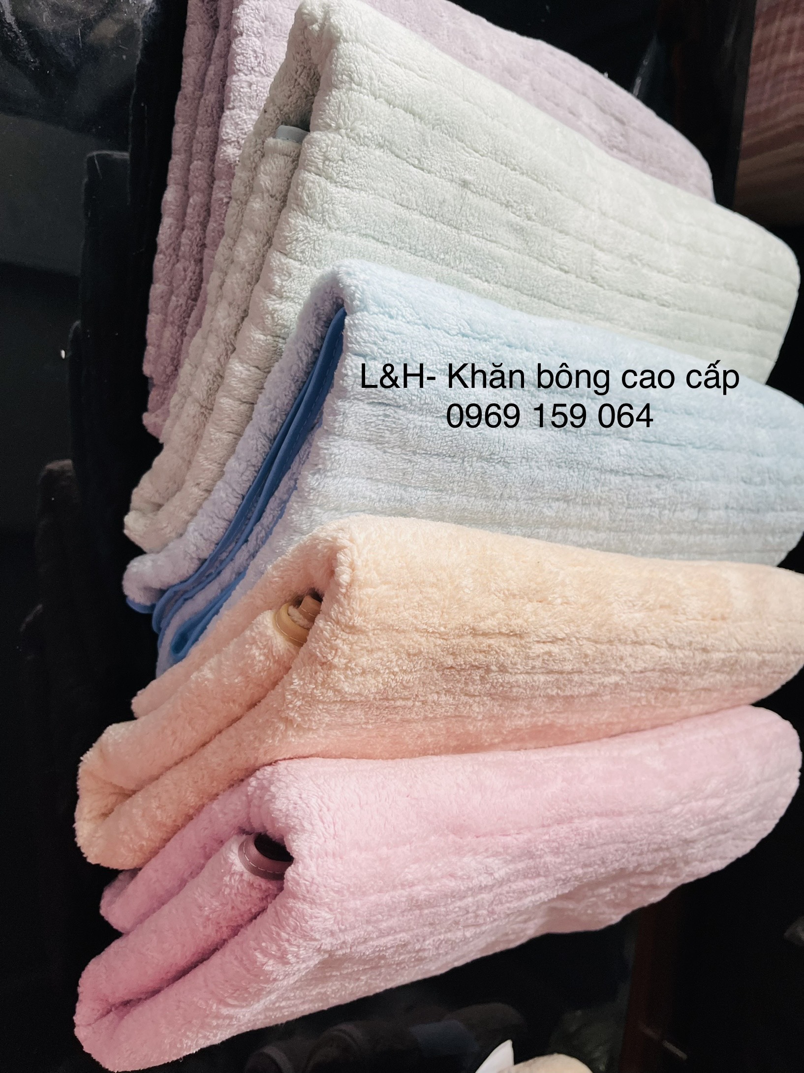 Khăn tắm lông cừu cao cấp, Kẻ viền chìm, KT 70x140cm