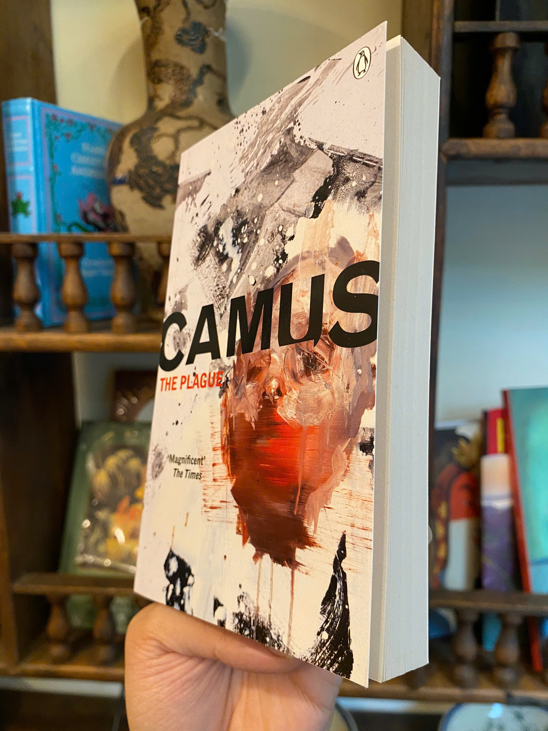 Sách - The Plague by Albert Camus | Classics Fiction / French Literature