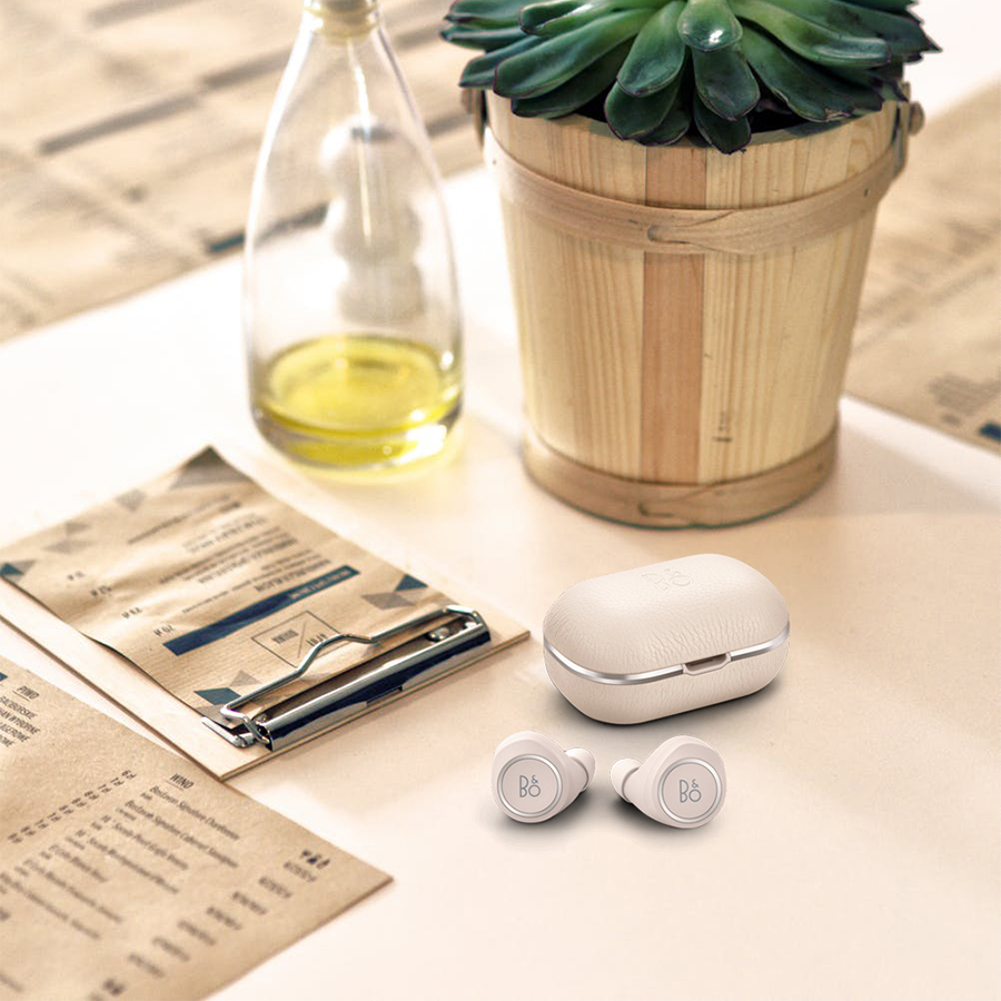 Tai Nghe Bluetooth BeoPlay E8 2.0 Limestone-  Hàng chính hãng