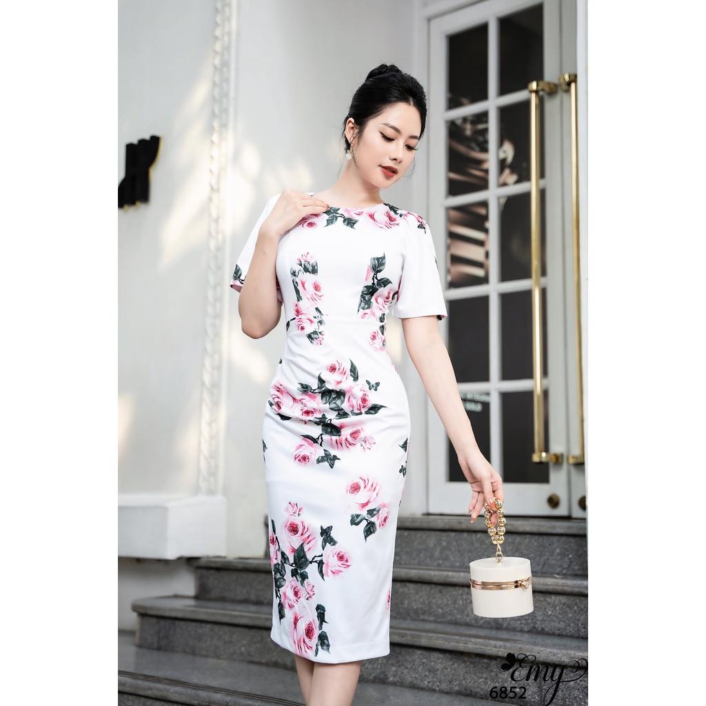 Đầm EMY EM6852 Body Hoa Nền Trắng