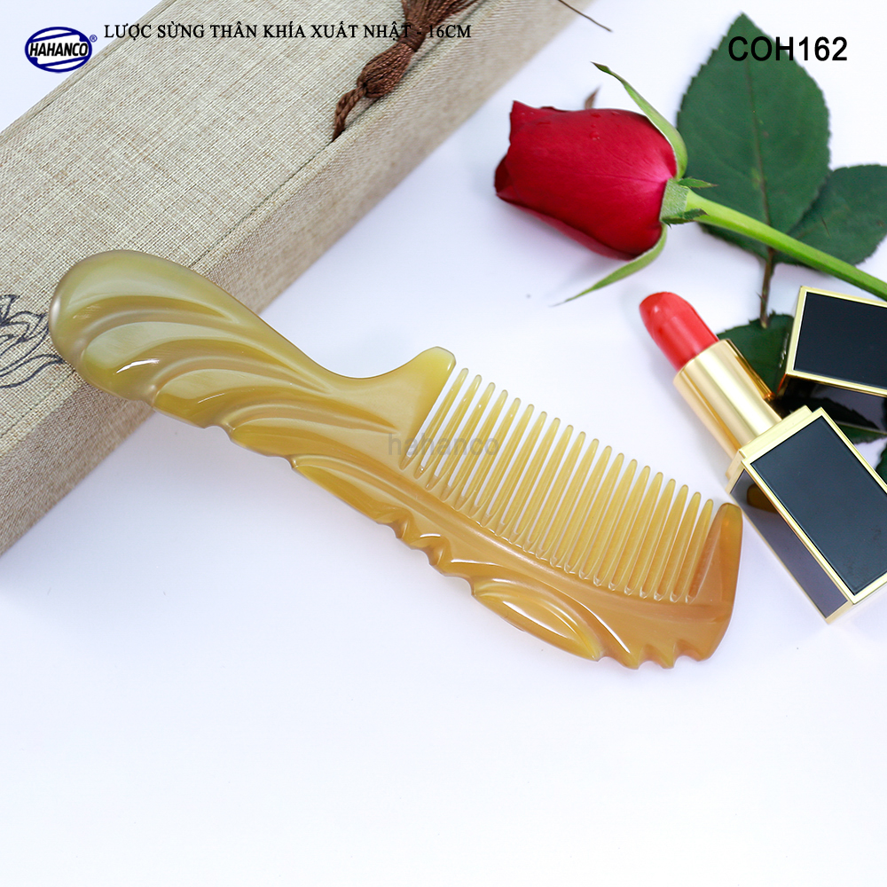 Lược sừng xuất Nhật mẫu 2020 khía thân hàng cao cấp .