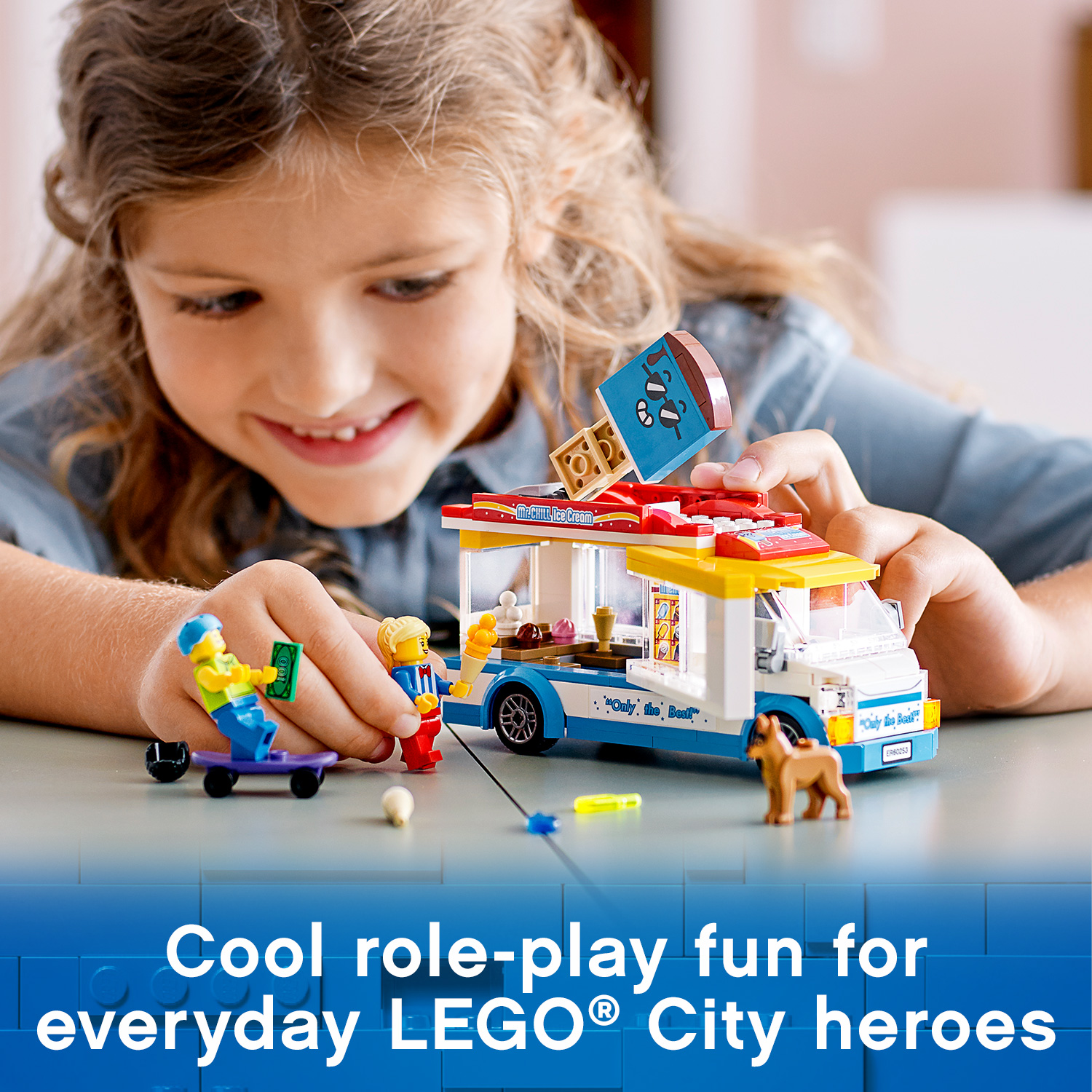 Đồ Chơi Lắp Ghép LEGO City Xe Tải Bán Kem 60253 (200 Chi Tiết)