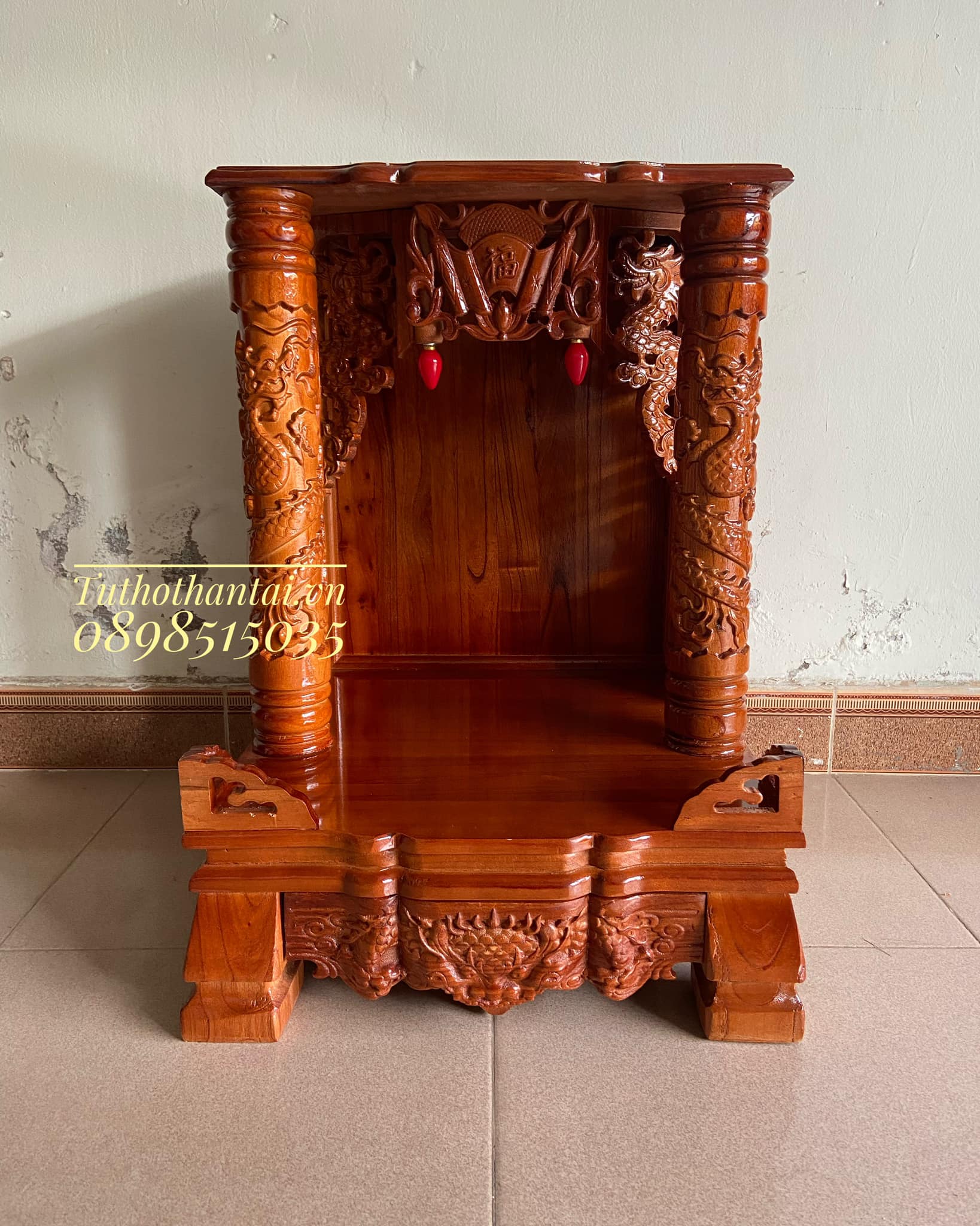 Bàn thờ thần tài cột Rồng 48 x 68CM, đình cong