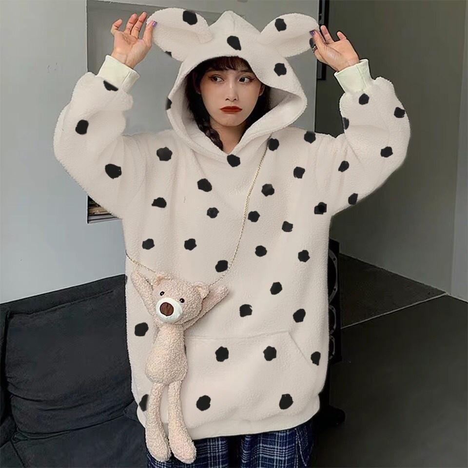 Áo hoodie - tặng gấu bông đeo chéo- oversize chất liệu nỉ Cotton dày hoạ tiết đốm mũ có tai cực cute