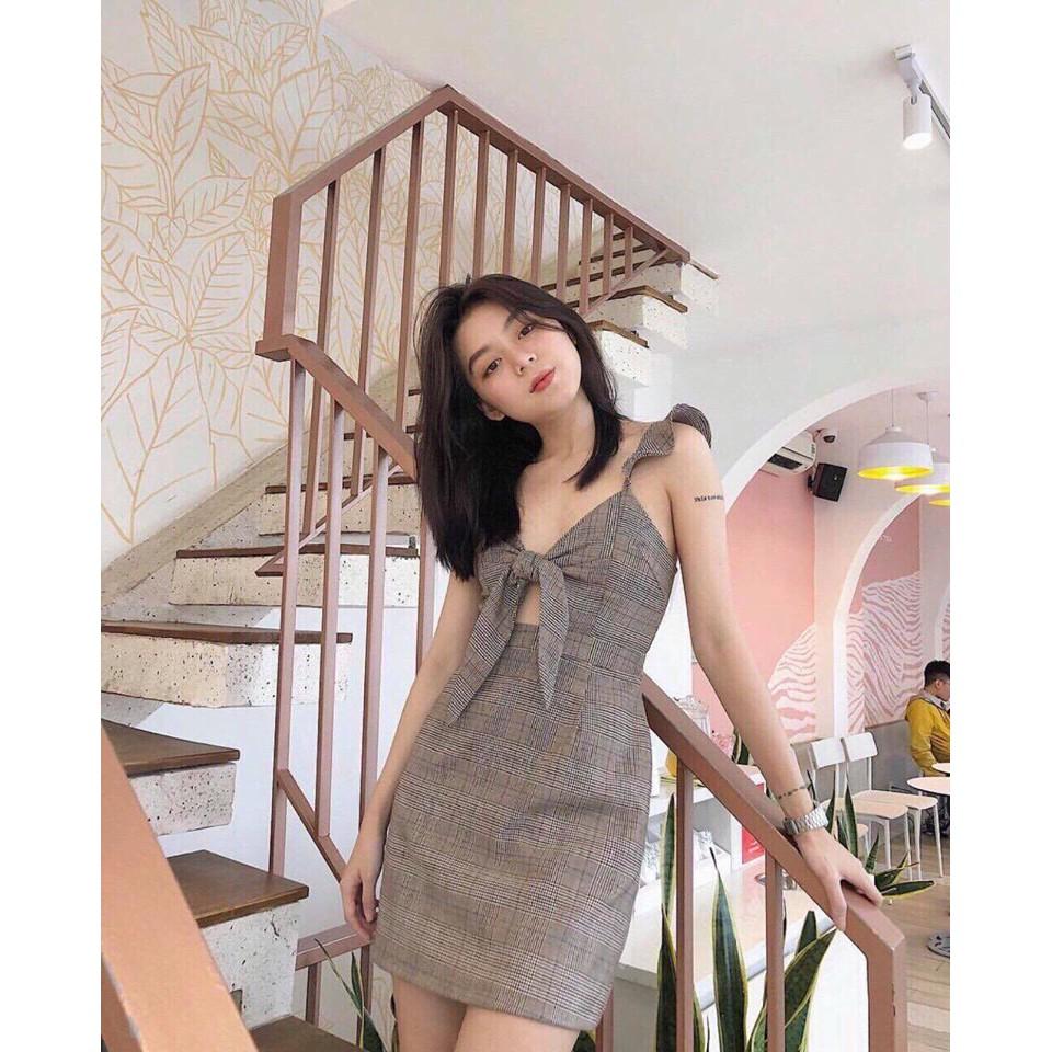 Đầm caro cột nơ ngực phong cách