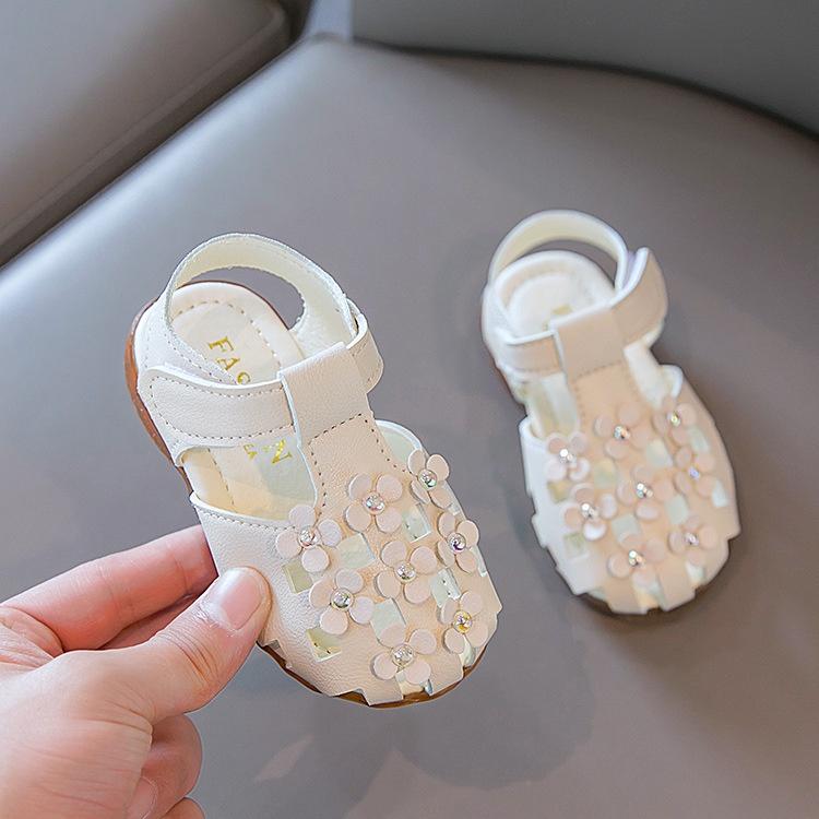 Sandal cho bé gái từ 0 đến 3 tuổi tập đi đế mềm chống trơn trượt phong cách Hàn Quốc D61