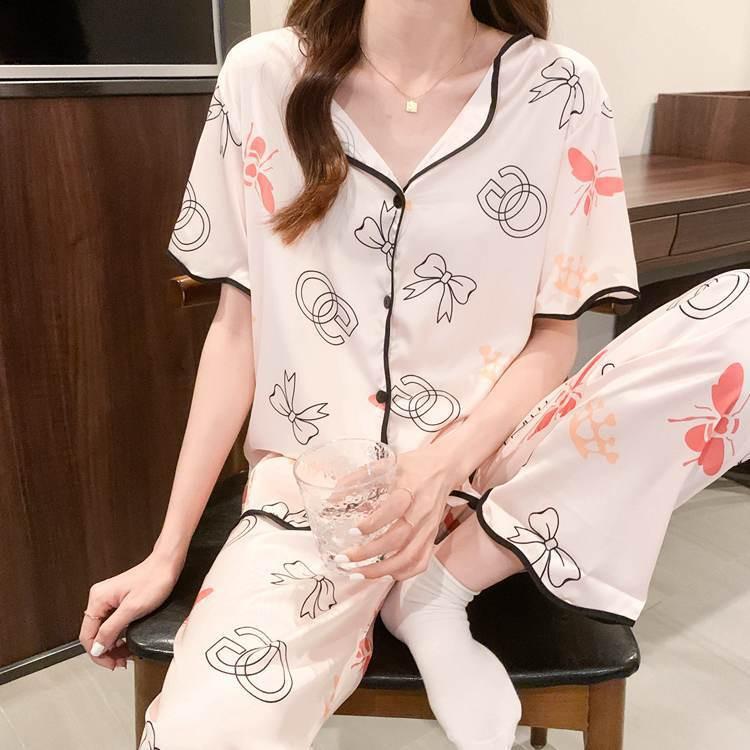 Pijama- Đồ Bộ Ngủ Áo Ngắn Quần Dài Vải Lụa Viền Đen Họa Tiết CDLP04