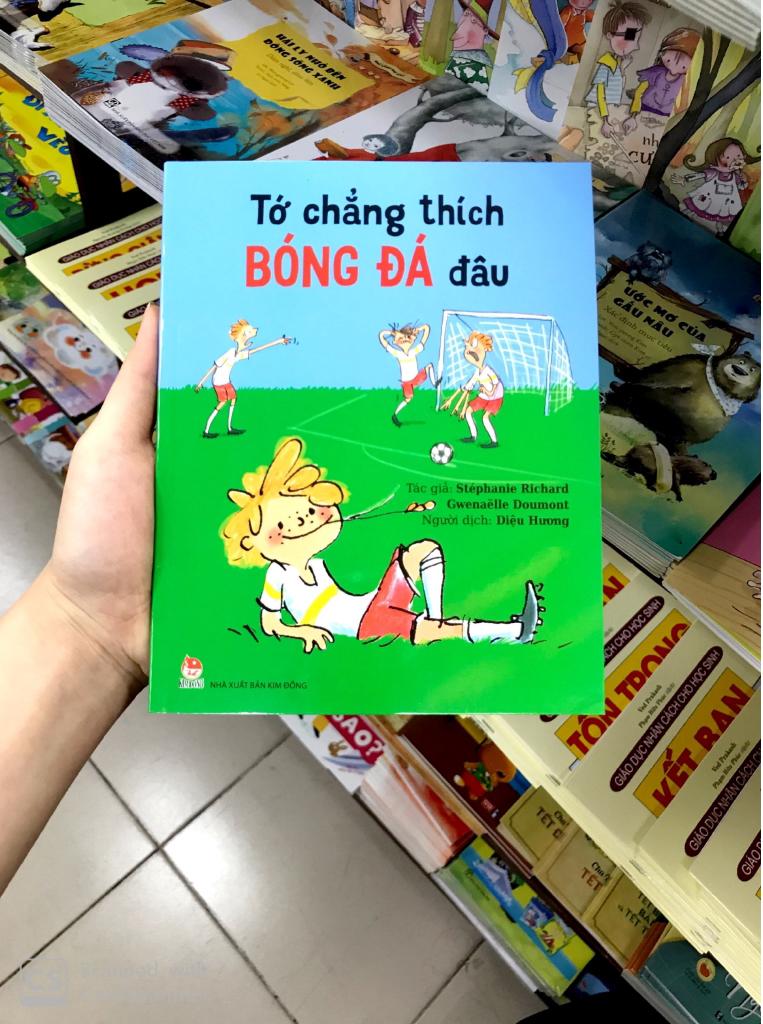 Tớ Chẳng Thích Bóng Đá Đâu