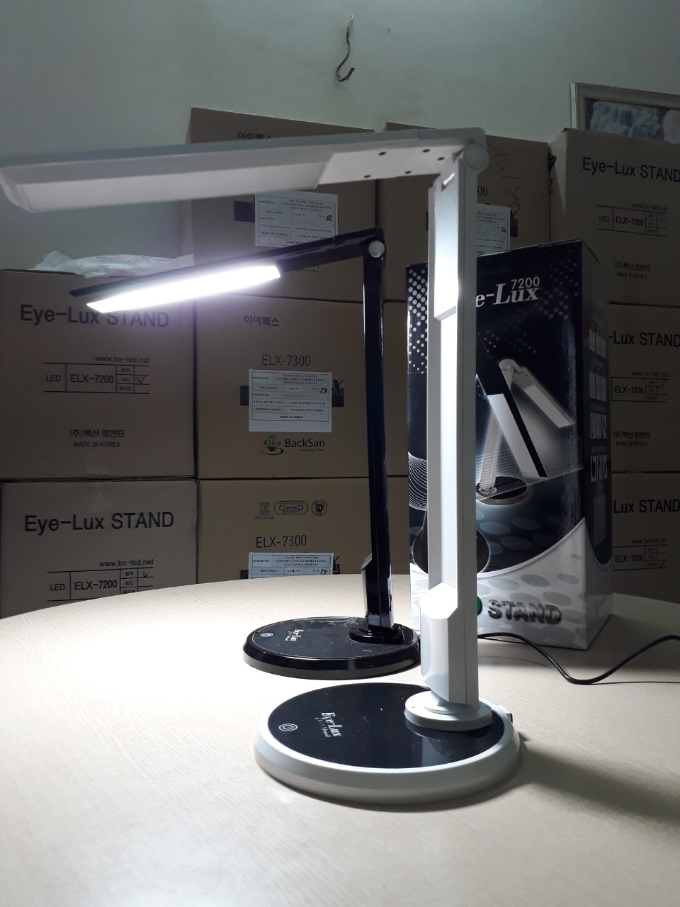 Đèn học chống cận Eyelux ELX-7200