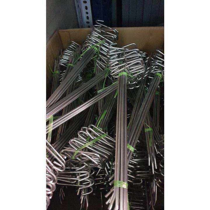Móc treo cài lưới