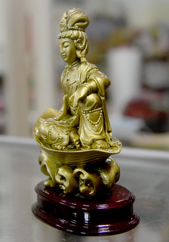 Tượng ngài Quan Thế Âm Bồ Tát ngồi thuyền cao 10cm-Nhiều mẫu