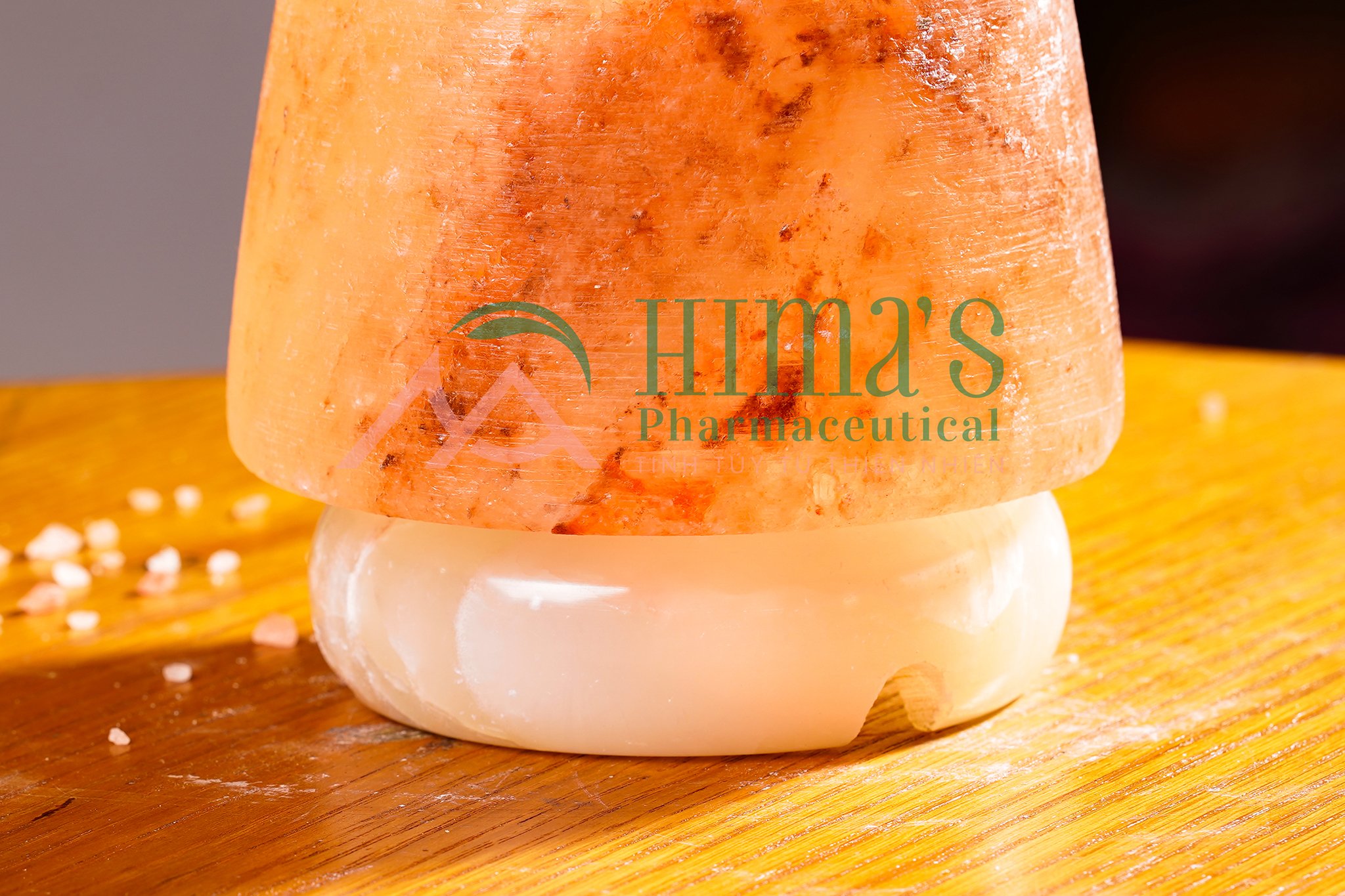 Đèn Đá Muối Hình Trái Tim Đế Cẩm Thạch