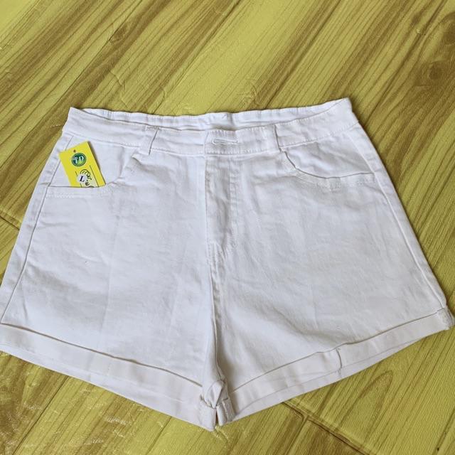 Quần short viền lai tôn dáng thời trang