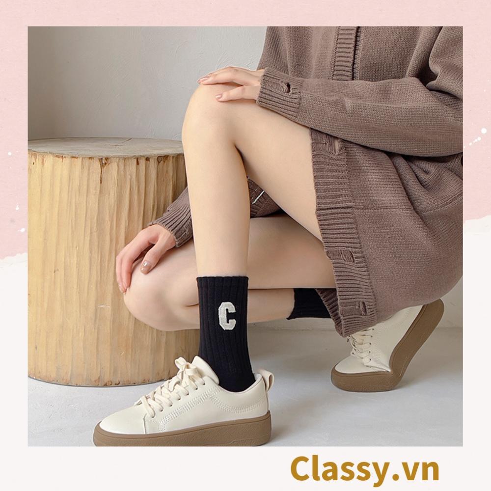 Tất cổ cao Classy, vớ cổ cao in chữ, màu trung tính basic G1363