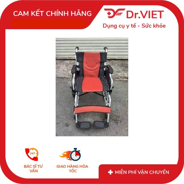 Xe lăn cao cấp Lucass X-600 Xe lăn có tay thắng cho người đẩy, gấp gọn, bánh xe sau có phản quang, bánh xe chống lật