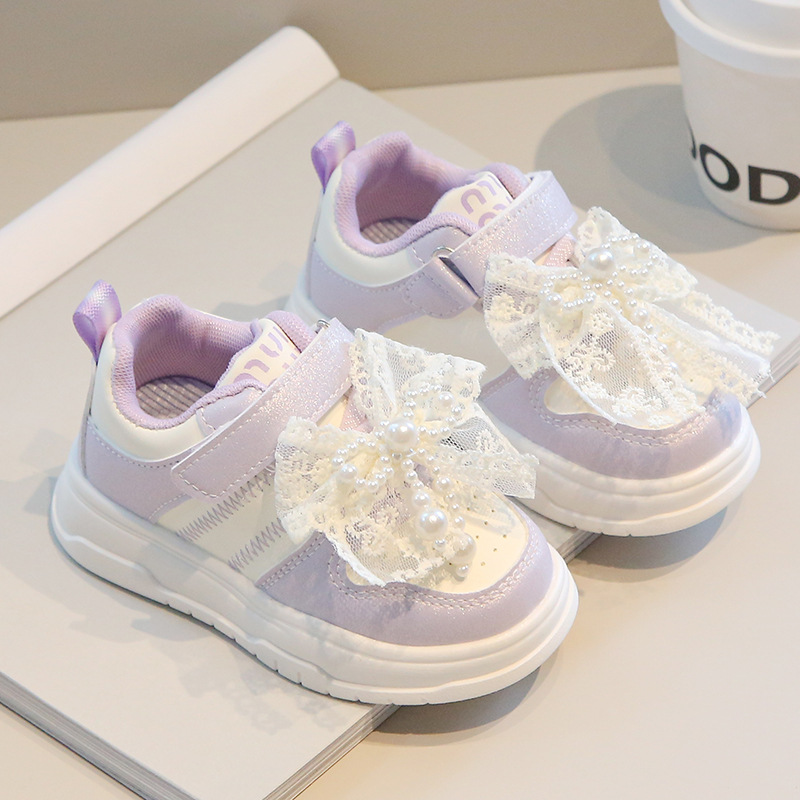 Giày thể thao cho bé phong cách dễ thương – GTE9171