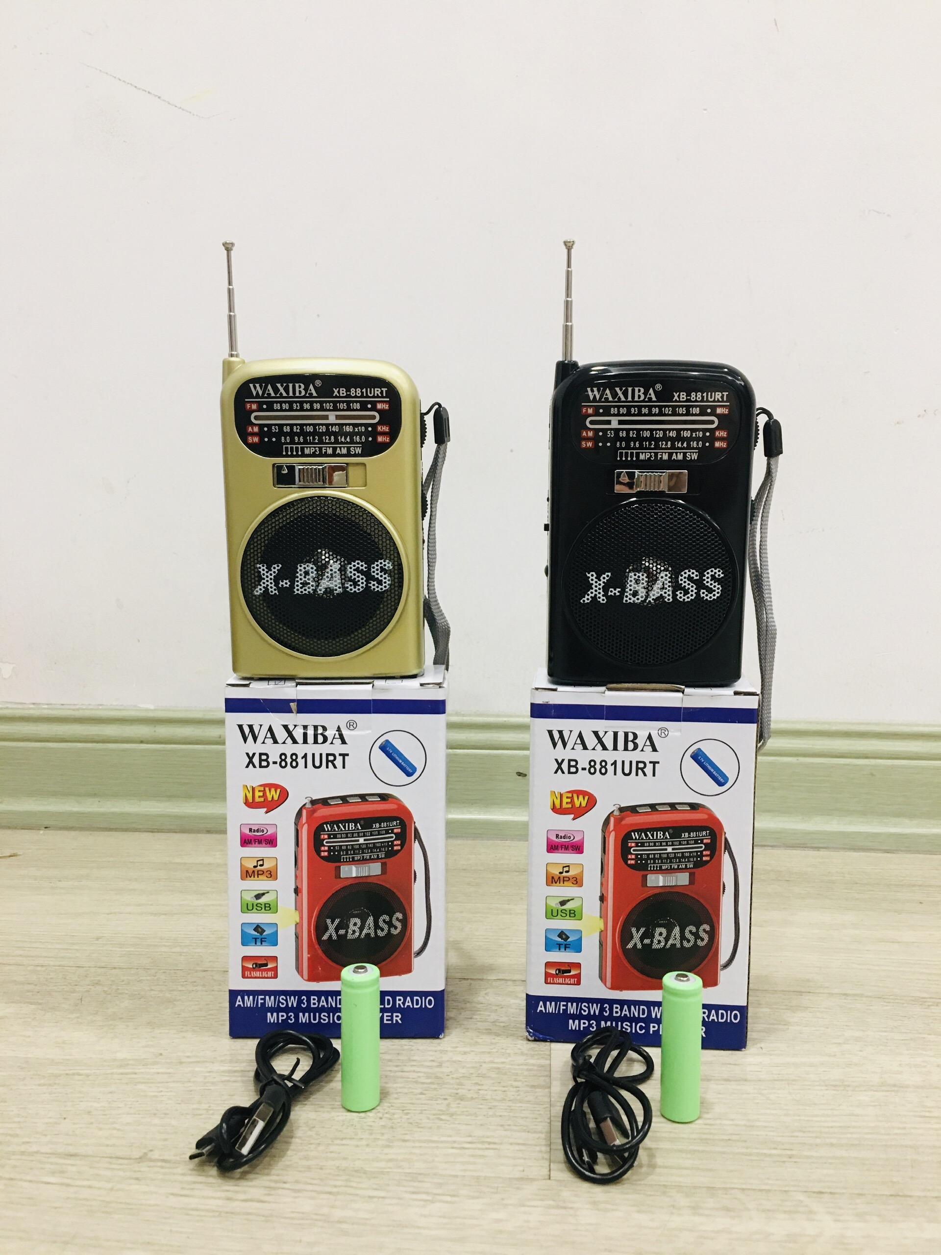 Đài Radio Mini, Đài Radio Cho Người Già Waxiba XB-881URT Cao Cấp Mp3/Usb/Thẻ Nhớ/Đèn Pin-Hàng Chính Hãng