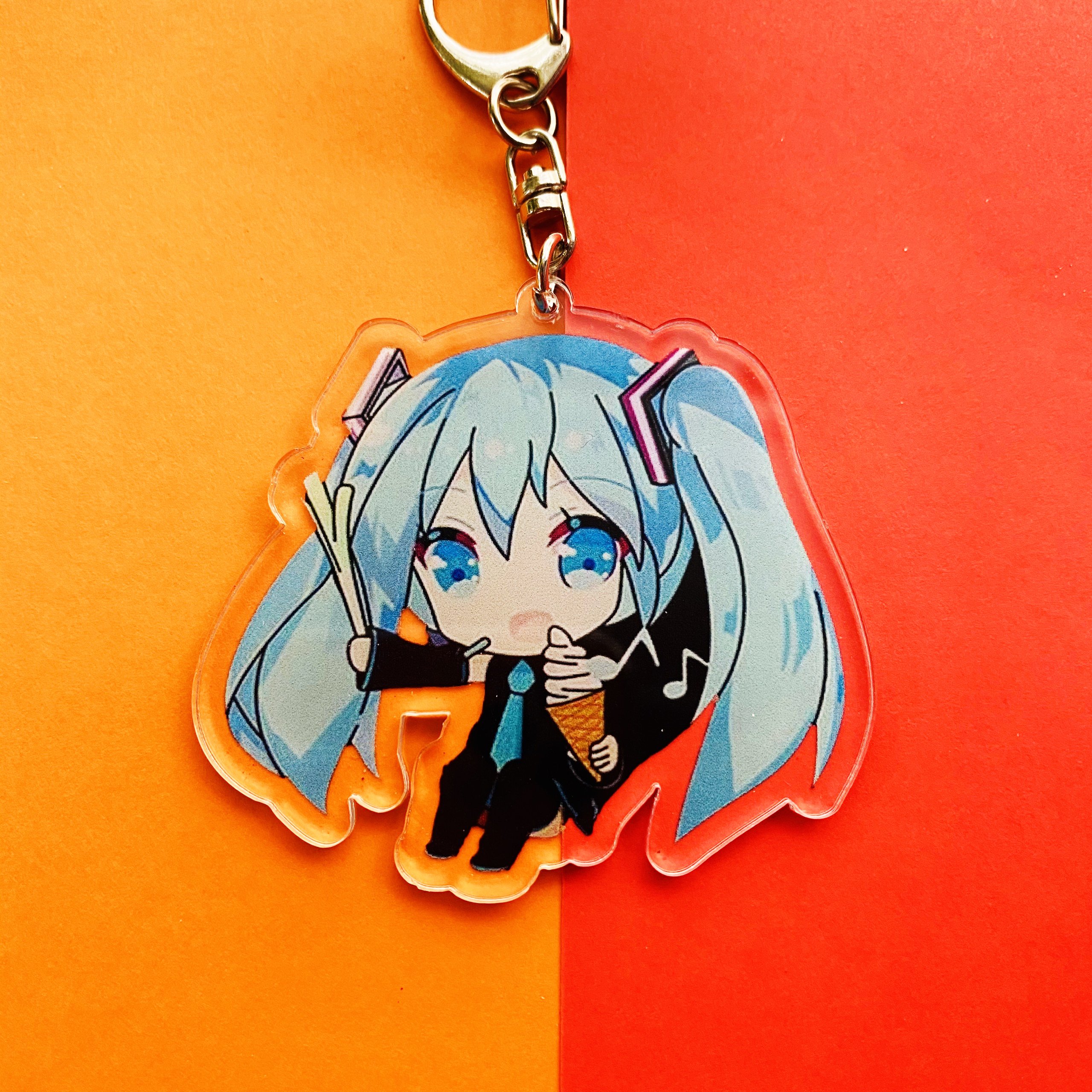 ( Mica trong acrylic) Móc khóa Hatsune Miku ver cue in hình anime chibi