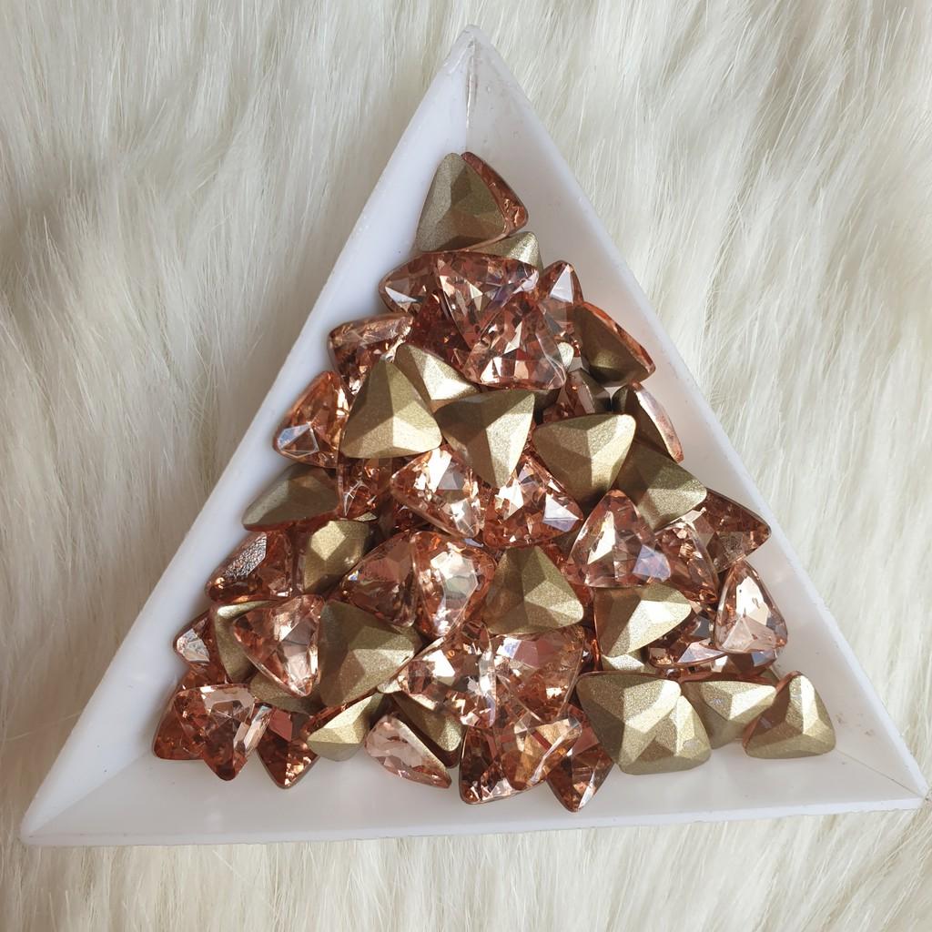 Đá khối cường lực tam giác