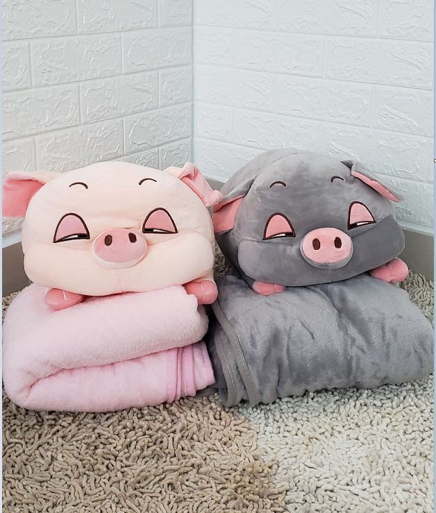 Bộ chăn mền gối 3 trong 1 hình heo lười dễ thương, đáng yêu với màu hồng, màu xám cho cả nam và nữ, chất liệu vải nhung mềm mại, êm ái dễ dàng mang đi mọi nơi