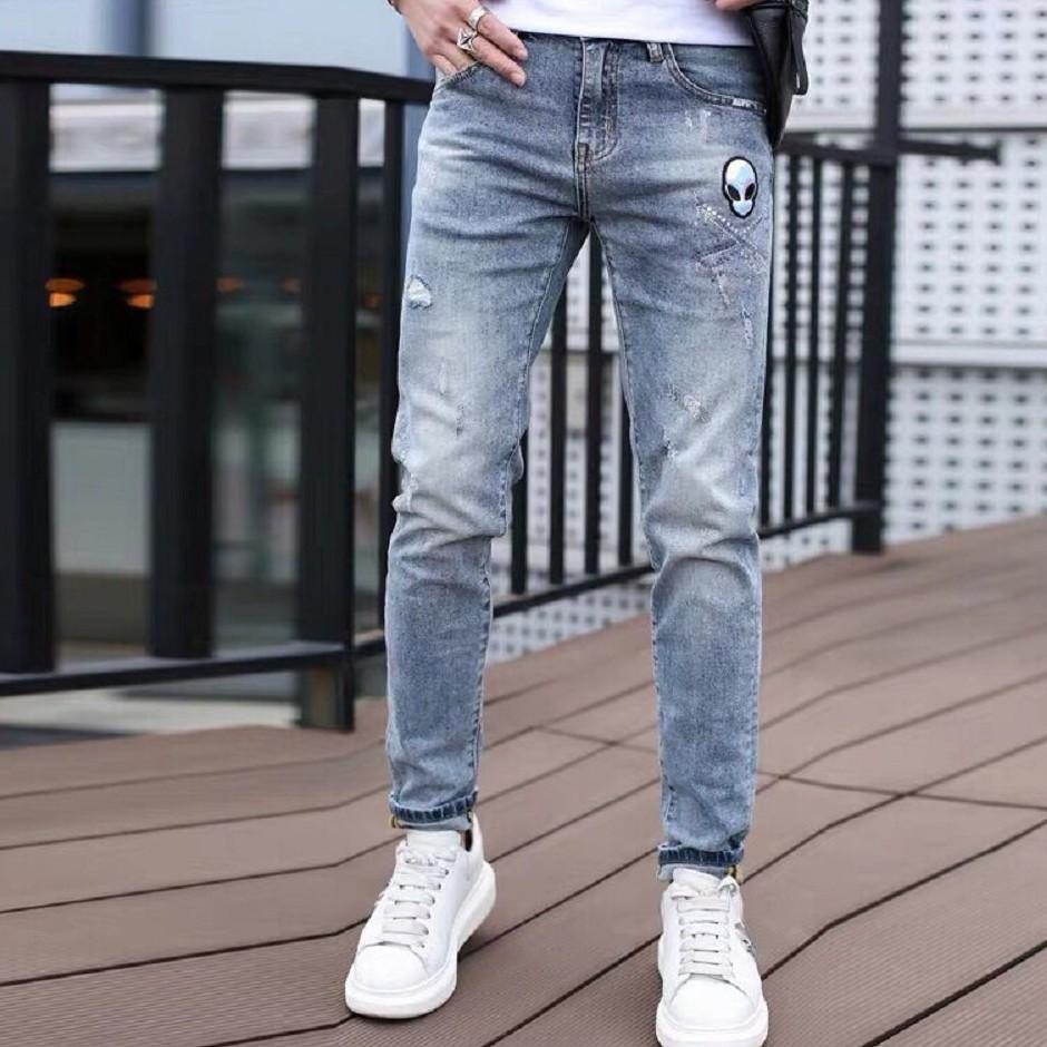 Quần jean nam MURADFASHION QJNA, quần bò nam xanh rách thêu logo đẹp cao cấp phong cách thời trang nam