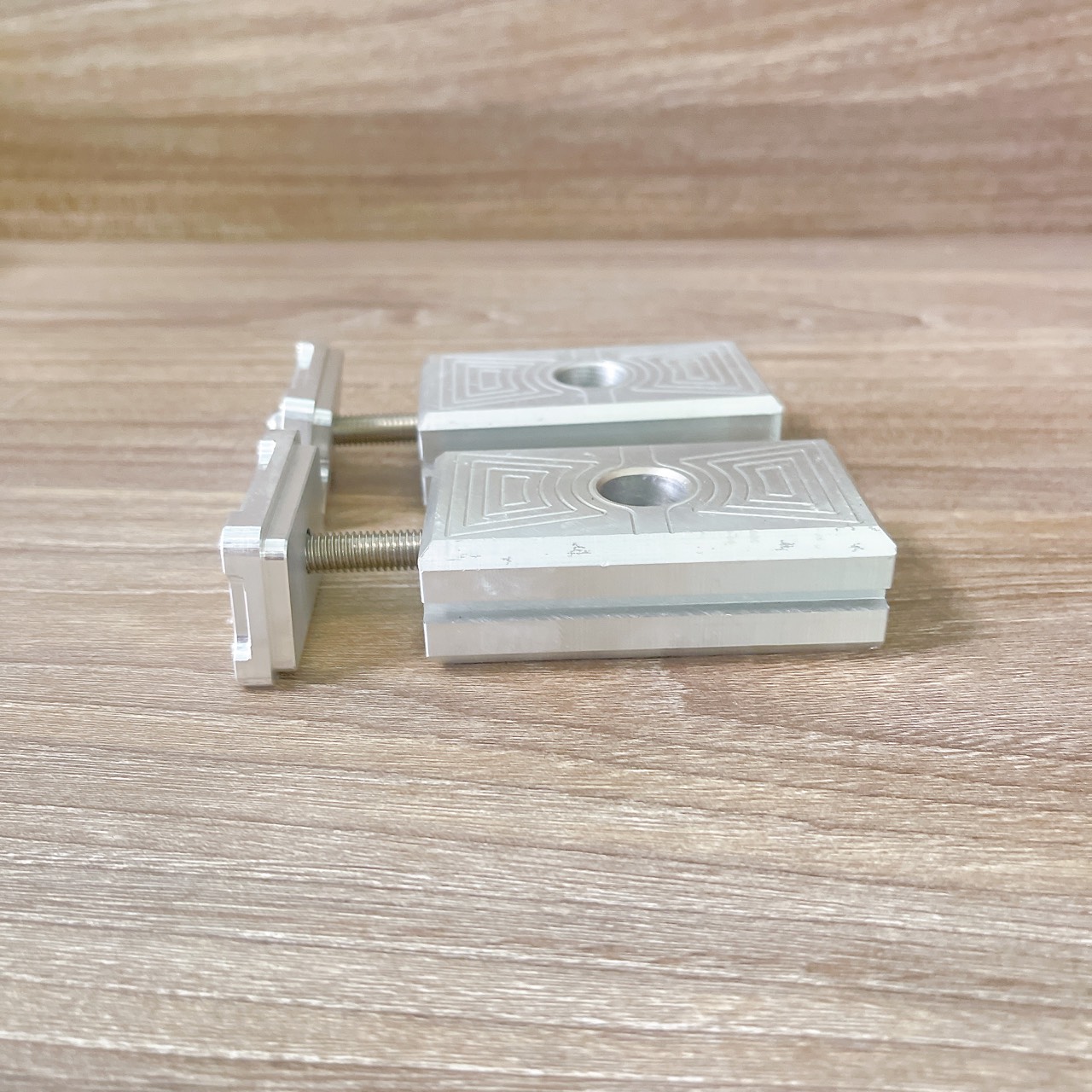 Cặp tăng sên âm cho Exciter 150 lắp như zin