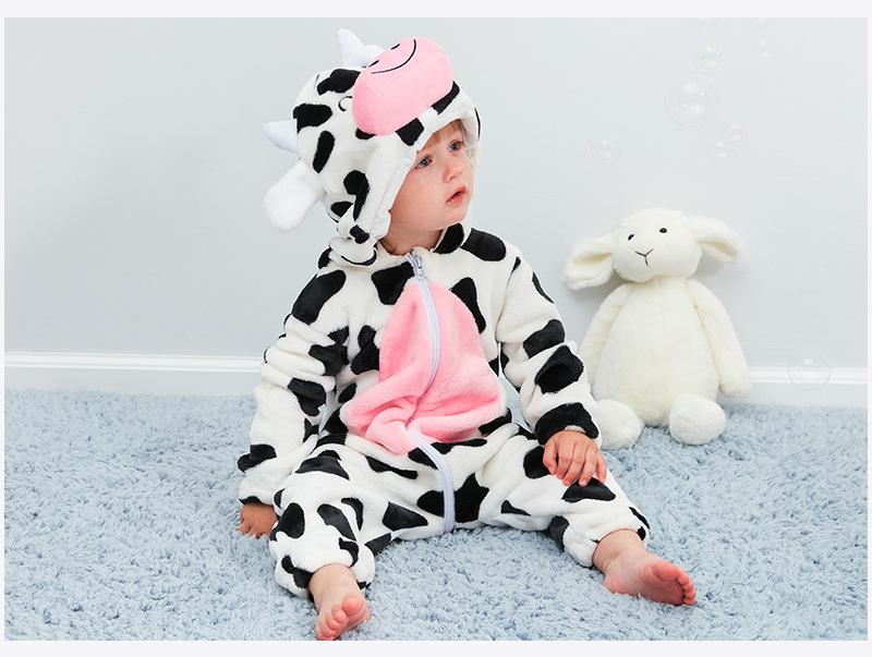 Bộ áo liền quần hình bò sữa cho bé