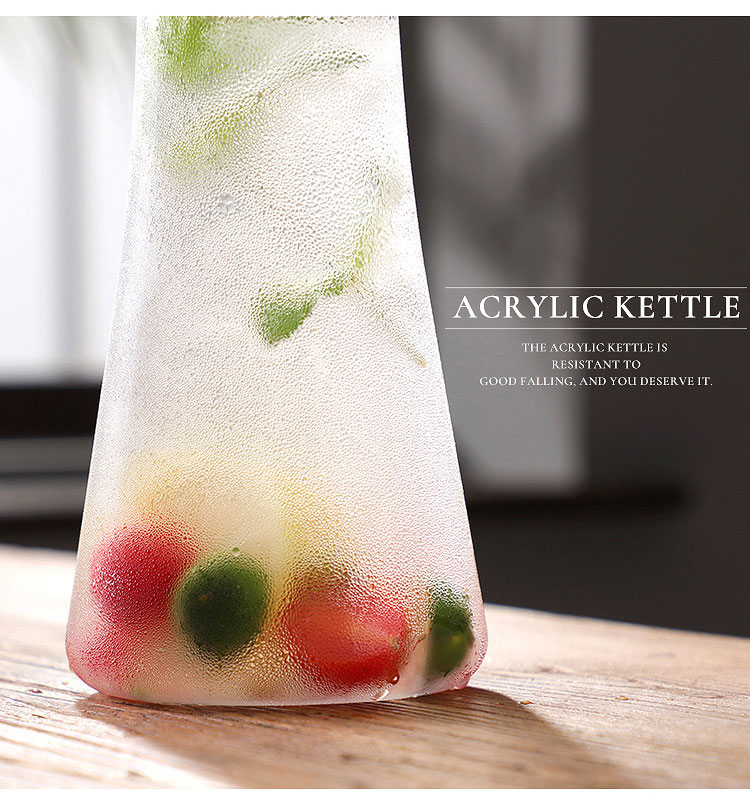 Bình Nước Nhựa Acrylic Tiện Lợi