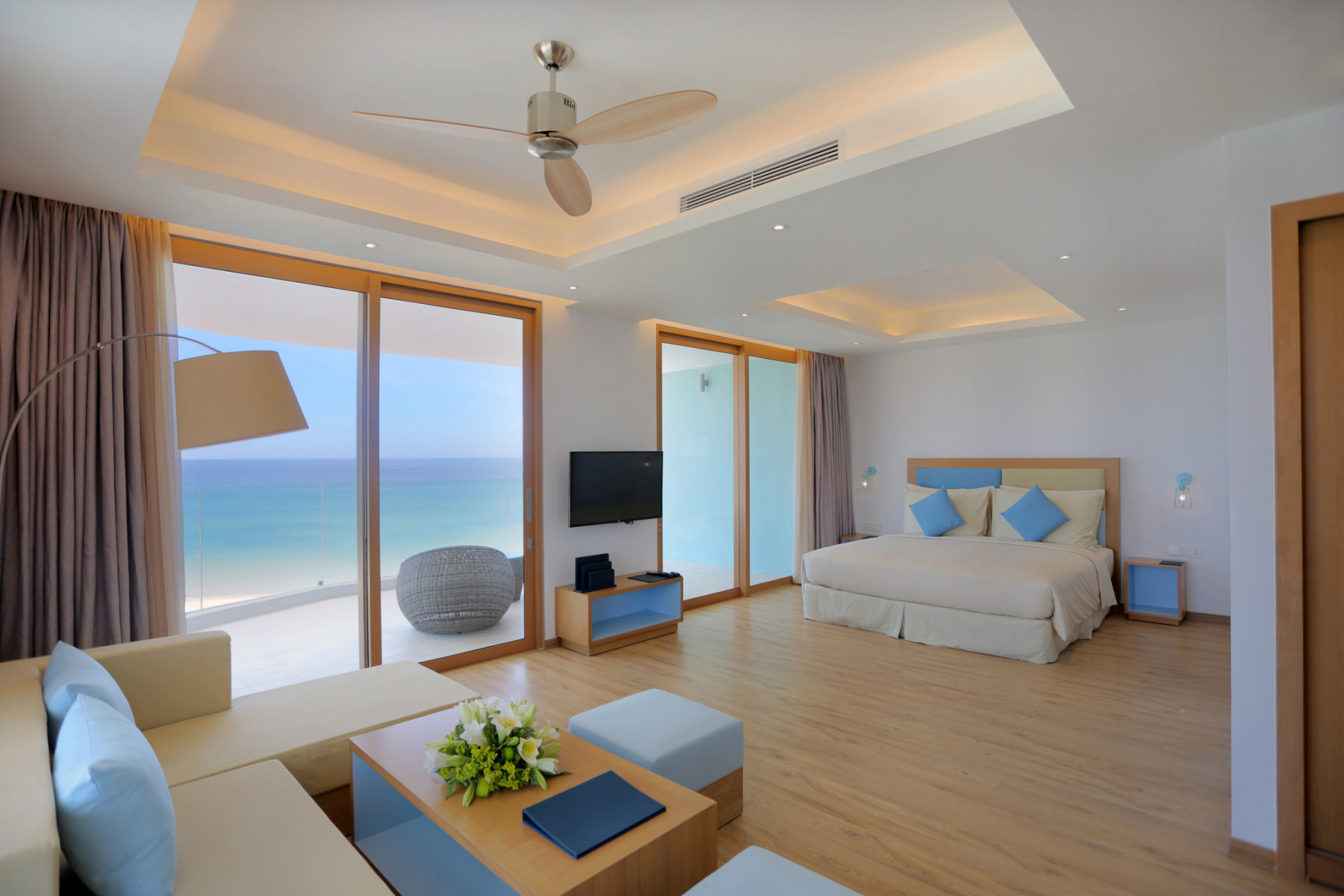 VOUCHER TRIPLUX - 4N3Đ TẠI HỆ THỐNG KHU NGHỈ DƯỠNG FLC- Áp dụng Từ thứ 6 đến thứ 2 DÀNH CHO 2 NGƯỜI LỚN + 2 TRẺ EM DƯỚI 6 TUỔI