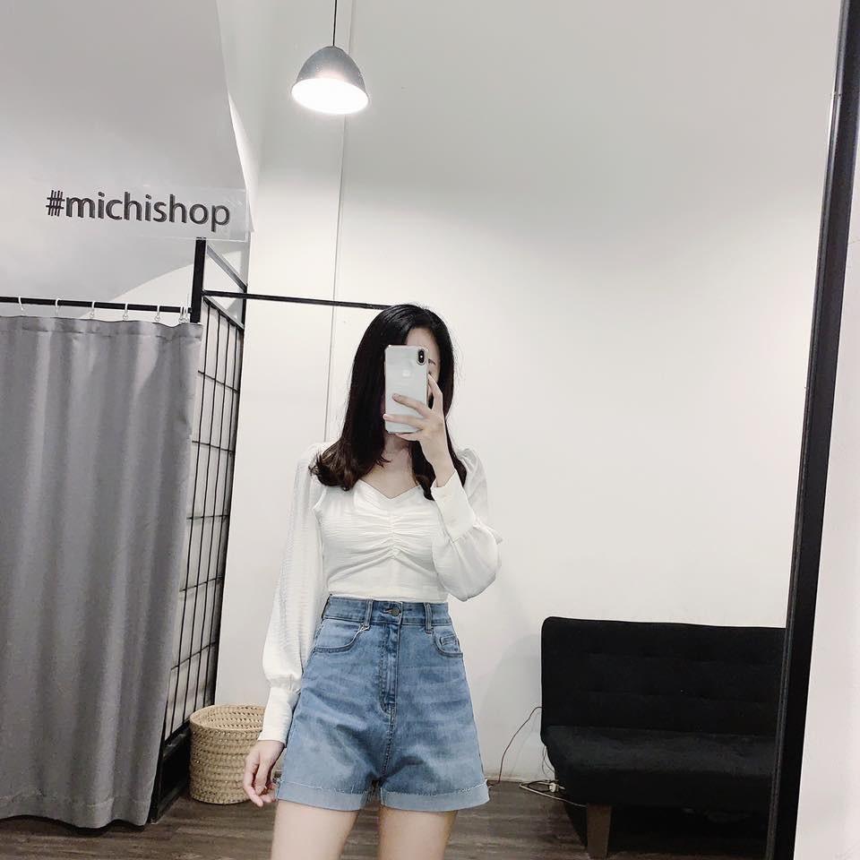 Áo đũi tằm GU nhún ngực