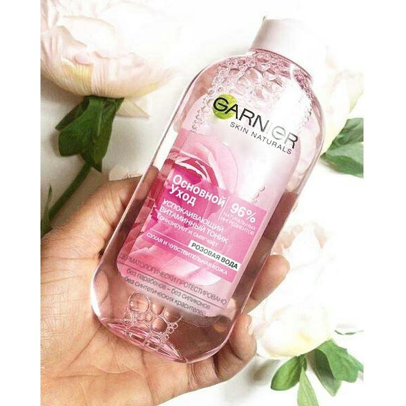 Toner hoa hồng Garnier 96% tinh chất tự nhiên 200ml