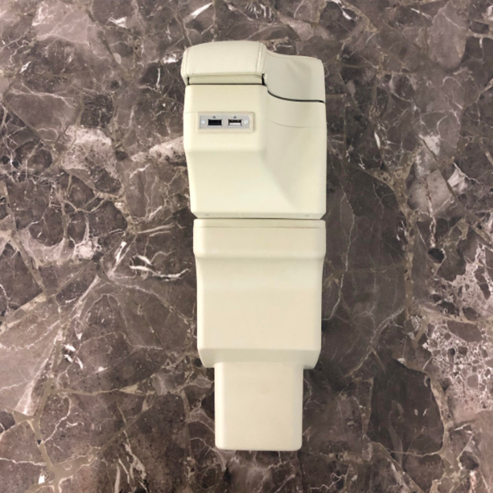 Hộp tỳ tay ô tô, xe hơi cao cấp dùng cho xe Hyundai i10 tích hợp 6 cổng USB (Mã SUSB-i10)